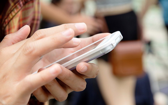 Studie: Jeder achte Mobilfunkkunde Opfer von Betrügereien