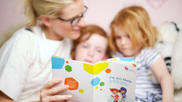Broschüre »Fit fürs Handy – Der Handy Guide für Kinder und Eltern«