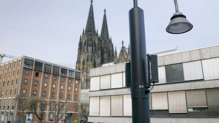 Small-Cells an Straßenlaternen in Köln