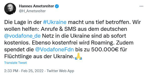 Vodafone: »Arufe & SMS aus dem deutschen @vodafone_de Netz in die Ukraine sind ab sofort kostenlos« (Screenshot: https://twitter.com/H_Ametsreiter/status/1497203112599330821) Vodafone auf Twitter zu kostenfreien Anrufen und SMS in die Ukraine